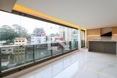 Apartamento à venda com 3 quartos, 211m² em Real Parque, São Paulo