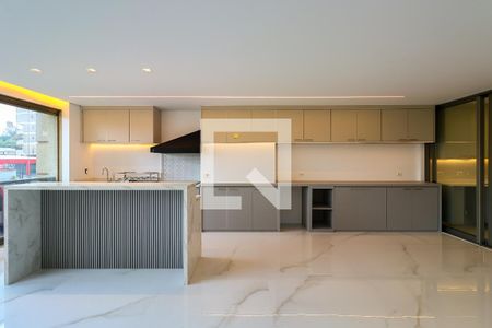 Apartamento à venda com 3 quartos, 211m² em Real Parque, São Paulo
