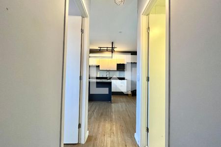 Corredor  de apartamento para alugar com 2 quartos, 41m² em Cidade Ademar, São Paulo