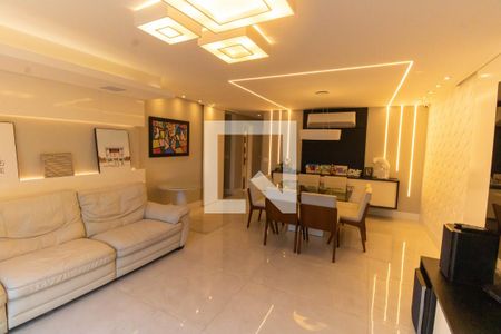 Sala de apartamento para alugar com 3 quartos, 240m² em Santa Rosa, Niterói