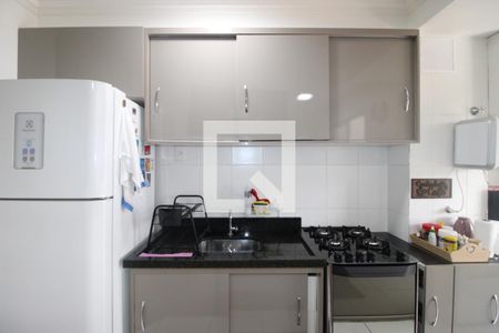 Sala / Cozinha de apartamento à venda com 2 quartos, 45m² em Vila Carmosina, São Paulo