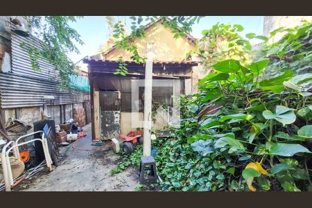 Quintal de casa à venda com 2 quartos, 200m² em Parada de Lucas, Rio de Janeiro