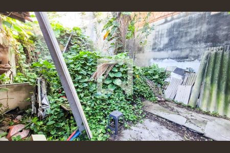 Quintal de casa à venda com 2 quartos, 200m² em Parada de Lucas, Rio de Janeiro