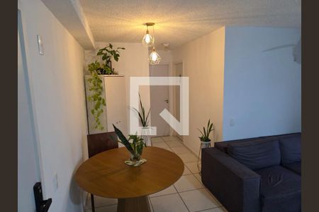 Sala de apartamento para alugar com 2 quartos, 45m² em Curicica, Rio de Janeiro