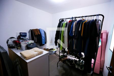 Quarto 2 de casa à venda com 2 quartos, 85m² em Vila Mangalot, São Paulo