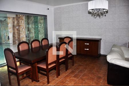 Sala de casa para alugar com 3 quartos, 250m² em Jardim Sao Jose, São Paulo
