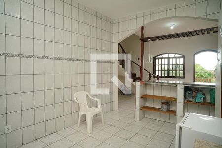 Cozinha de casa para alugar com 2 quartos, 100m² em Jacaroá, Maricá