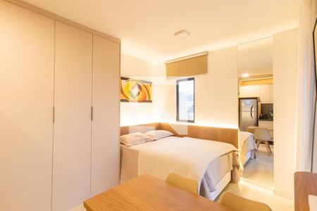 Sala/Quarto de apartamento para alugar com 1 quarto, 23m² em Novo Mundo, Curitiba
