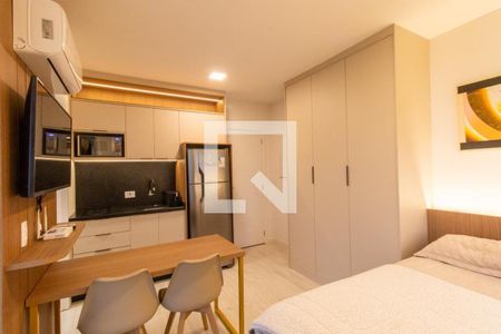 Sala/Quarto de apartamento para alugar com 1 quarto, 23m² em Novo Mundo, Curitiba