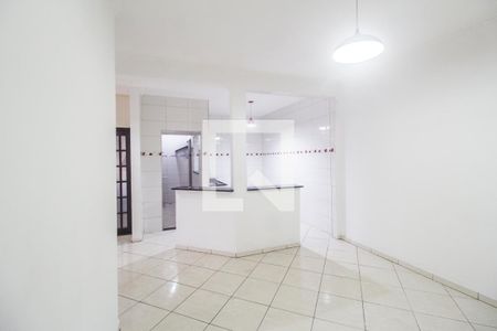 Sala de casa para alugar com 2 quartos, 70m² em Conj. Hab. Pres. Castelo Branco, Carapicuíba