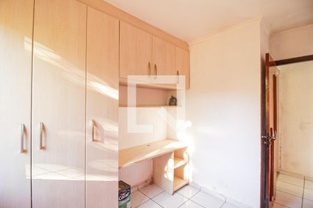 Quarto 2 de apartamento para alugar com 2 quartos, 50m² em Parque Monteiro Soares, São Paulo
