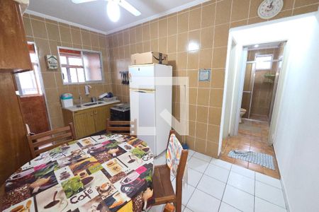 Cozinha de apartamento para alugar com 1 quarto, 49m² em Aviação, Praia Grande