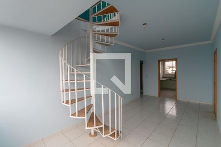 Apartamento à venda com 3 quartos, 197m² em Heliópolis, Belo Horizonte