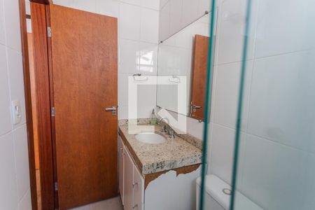 Banheiro da Suíte de apartamento à venda com 3 quartos, 186m² em Sagrada Família, Belo Horizonte