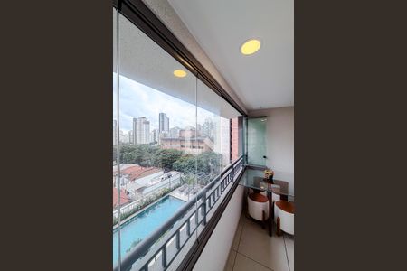 Varanda de kitnet/studio para alugar com 1 quarto, 33m² em Vila Mariana, São Paulo