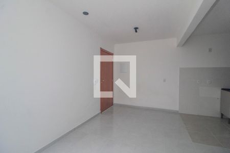 Sala/Cozinha de apartamento para alugar com 2 quartos, 50m² em Guarujá, Porto Alegre