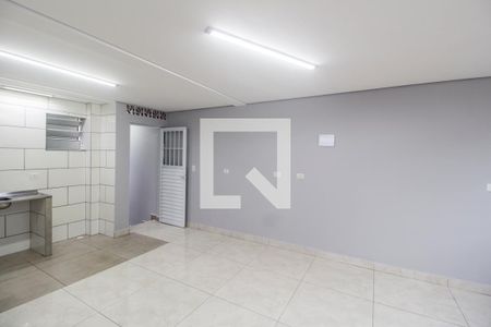 Sala  de apartamento para alugar com 1 quarto, 63m² em Vila Silviânia, Carapicuíba