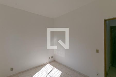 Apartamento à venda com 2 quartos, 48m² em Heliópolis, Belo Horizonte