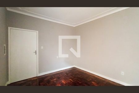 Sala e quarto  de kitnet/studio para alugar com 1 quarto, 37m² em Menino Deus, Porto Alegre