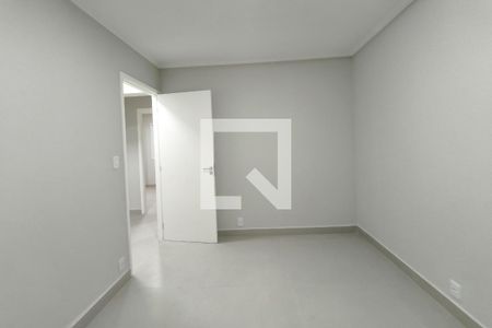 Quarto 2 de apartamento para alugar com 2 quartos, 68m² em Vila Santana, Campinas