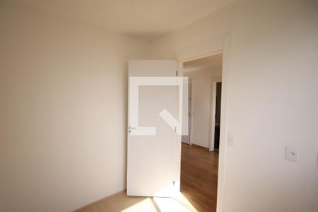 Quarto 2 de apartamento para alugar com 2 quartos, 35m² em Jardim Sabara, São Paulo
