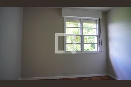 Quarto 1 de apartamento para alugar com 2 quartos, 48m² em Santa Maria Goretti, Porto Alegre