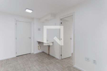Sala/Cozinha de apartamento para alugar com 1 quarto, 28m² em Vila Santa Maria, São Paulo
