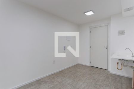 Sala/Cozinha de apartamento para alugar com 1 quarto, 28m² em Vila Santa Maria, São Paulo