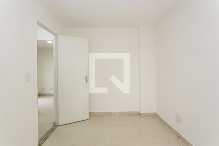 Quarto 1 de apartamento para alugar com 2 quartos, 49m² em Vila Carrão, São Paulo