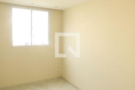 quarto de apartamento para alugar com 2 quartos, 52m² em Jardim Jasmim, Nova Iguaçu