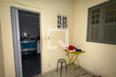 Quarto 2 de casa à venda com 3 quartos, 180m² em Bonsucesso, Rio de Janeiro