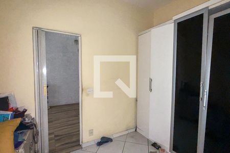 Quarto 1 de casa à venda com 3 quartos, 180m² em Bonsucesso, Rio de Janeiro