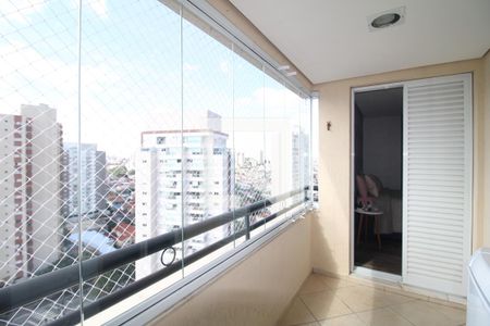 Sala de apartamento à venda com 3 quartos, 94m² em Vila Romero, São Paulo