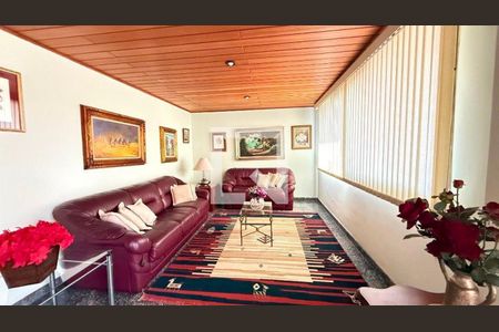 Apartamento à venda com 4 quartos, 235m² em Vila Olivo, Valinhos