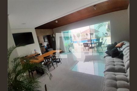 Casa à venda com 5 quartos, 414m² em Parque dos Passaros, São Bernardo do Campo
