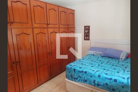 Casa à venda com 6 quartos, 272m² em Vila Sao Pedro, Santo André