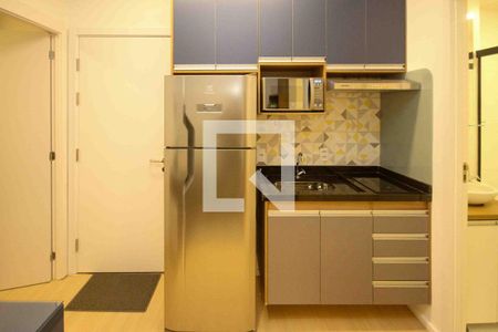 Cozinha de apartamento para alugar com 2 quartos, 25m² em Vila Ema, São Paulo