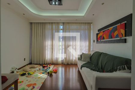 Casa à venda com 4 quartos, 298m² em Sagrada Família, Belo Horizonte
