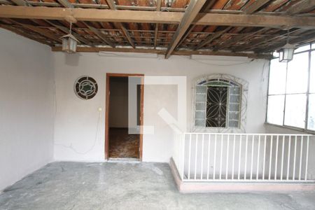 Varanda de casa para alugar com 3 quartos, 100m² em Madre Gertrudes, Belo Horizonte