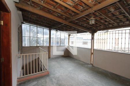 Varanda de casa para alugar com 3 quartos, 100m² em Madre Gertrudes, Belo Horizonte