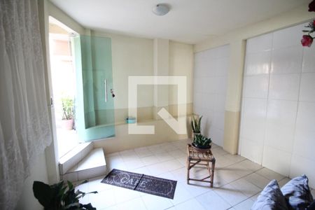 Sala de casa para alugar com 3 quartos, 354m² em Pindorama, Belo Horizonte