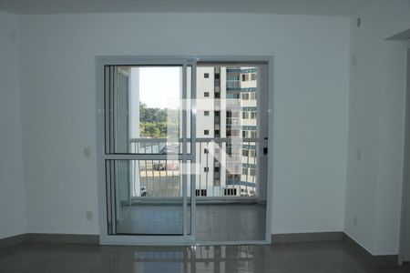 Apartamento para alugar com 2 quartos, 82m² em Parque Esplanada do Embu, Embu das Artes