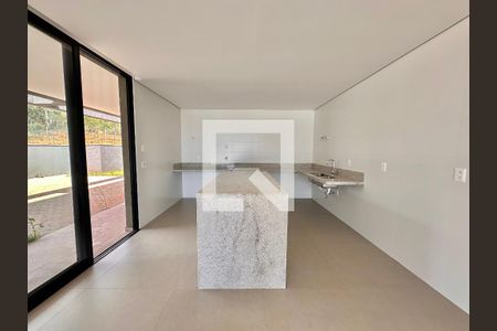 Casa de Condomínio para alugar com 4 quartos, 524m² em  Lagoa dos Ingleses, Nova Lima