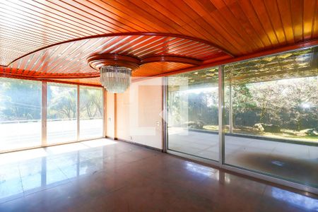 Casa à venda com 5 quartos, 3835m² em Jardim Panorama, São Paulo