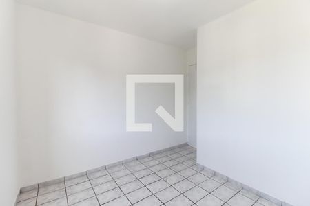 Quarto 2 de apartamento para alugar com 2 quartos, 45m² em Conjunto Habitacional Santa Etelvina Ii, São Paulo