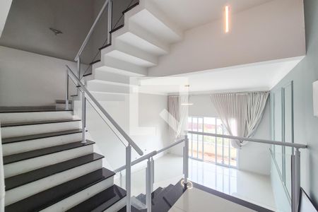 Corredor de casa para alugar com 3 quartos, 270m² em Vila Santa Luzia, São Bernardo do Campo