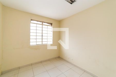 Quarto 1 de casa para alugar com 4 quartos, 100m² em Santa Efigênia, Belo Horizonte