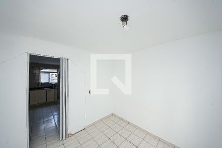 Quarto 2 de casa para alugar com 2 quartos, 124m² em Vila Antonieta, São Paulo
