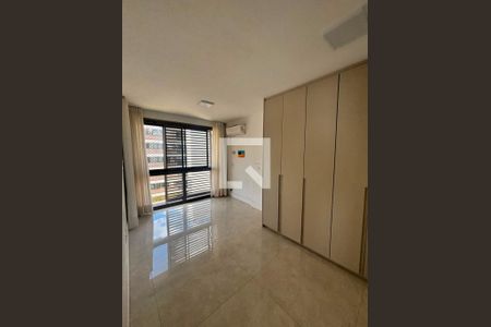 Quarto de apartamento para alugar com 2 quartos, 100m² em SHCNW, Brasília