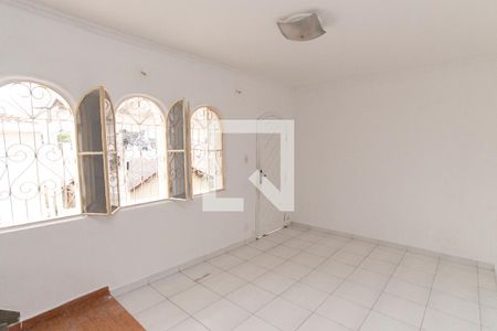 Sala de casa para alugar com 3 quartos, 100m² em Vila Santa Terezinha (zona Norte), São Paulo